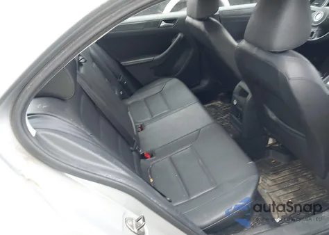 2014 Volkswagen Jetta 1.8T Se from USA, damaged, VIN 3VWD17AJ5EM246865